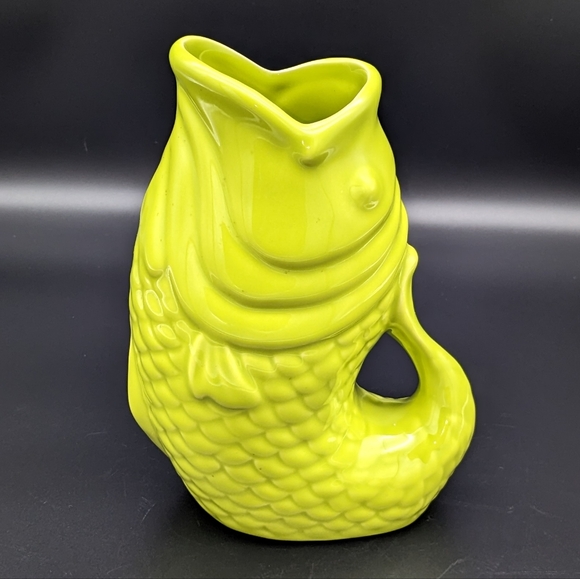 Bistro Brights Glug Glug Fish Pitcher - Picture 2 of 6